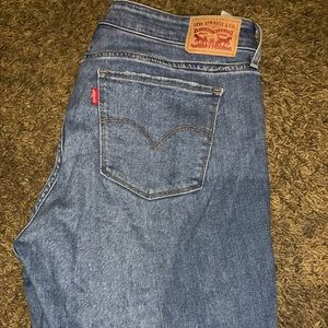 Levi Women’s Jeans